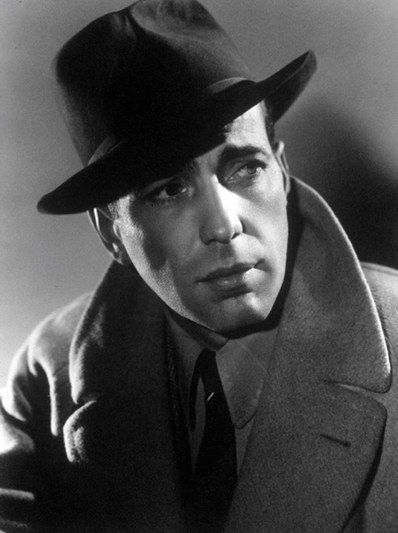 Casablanca 1942, Bogie And Bacall, Bogart And Bacall, Ingrid Bergman, Hero Movie, Classic Movie Stars, Lauren Bacall, Humphrey Bogart, Camel Coat