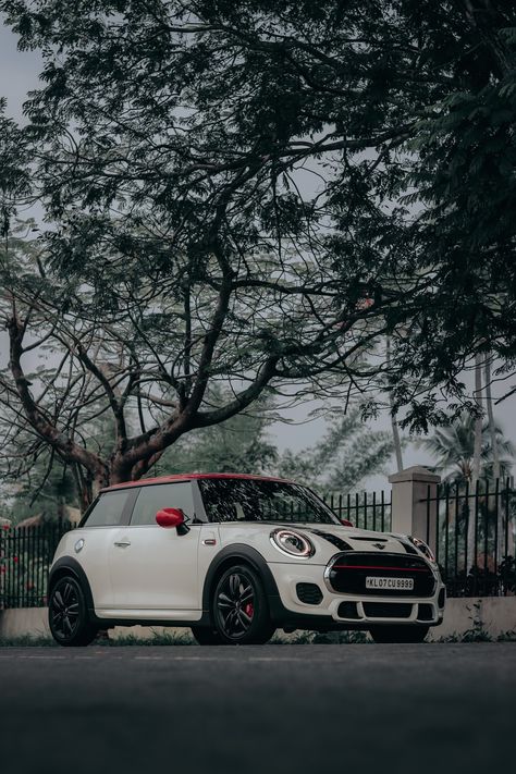 Mini Cooper Aesthetic Wallpaper, Mini Cooper Aesthetic, Mini Cooper Wallpaper, Mini Cooper Custom, Car Dream, Cooper Car, Mini Copper, Car Hd, Mini Coopers