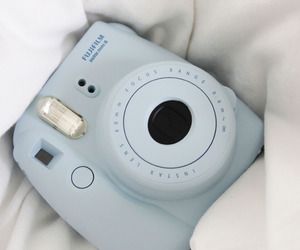 Baby Blue Wallpaper, Baby Blue Aesthetic, Color Celeste, Light Blue Aesthetic, Blue Aesthetic Pastel, Color Vibe, Gadgets Technology Awesome, Camera Icon, Royal Baby