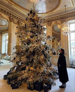 Natal, Quiet Luxury Christmas, Rich People Christmas, Classy Christmas Aesthetic, Rich Christmas Aesthetic, Luxury Christmas Aesthetic, Old Money Christmas, Christmas Mansion, Rich Christmas