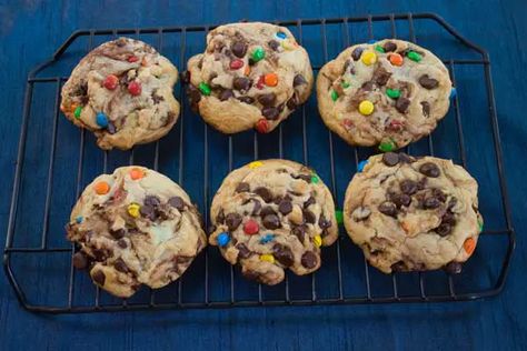 Sauce Pan Cookies, Saucepan Cookies, Mnm Cookies, Big Chocolate Chip Cookies, Pan Cookies, Cookie Pizza, Shaped Cookies, Choc Chip Cookies, Cooling Rack