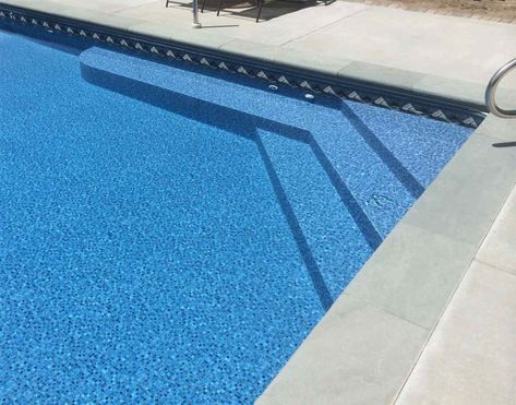 Vinyl Corner Steps and Bench Corner Steps In Pool, Pool Step Design, Stone Around Pool, Pool Steps Inground, Corner Steps, Vinyl Pools Inground, Vinyl Corner, Pools Backyard Inground, Vinyl Pool