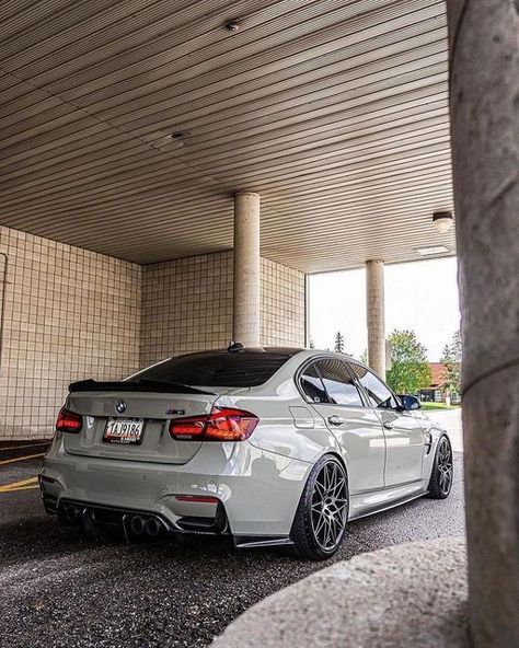 Bmw M5 F10, Custom Bmw, F80 M3, Top Luxury Cars, M3 Bmw, Street Racing Cars, Bmw E30, Street Racing, Pretty Cars