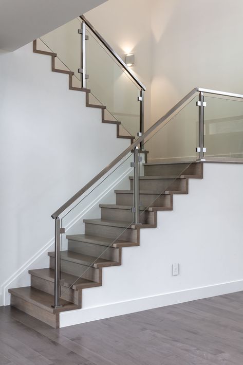 Interior Glass Railing Stairs, Glass Grill Design For Stairs, Steps Design Interior Stairs Steel, Glass Railing Design Stairs, Fabrication Door Design, Steel And Glass Railing Design, Glass Staircase Railing Modern, Ss Glass Railing Design, Steel Grill Design For Stairs