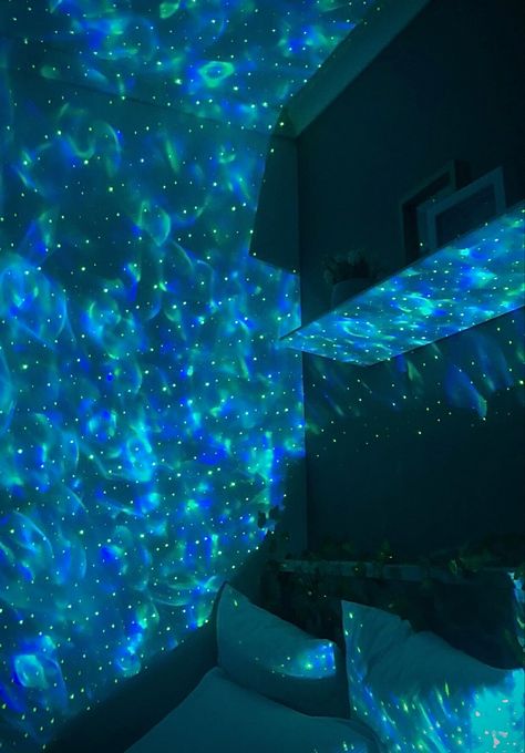 Galaxy Lamp Room, Galaxy Light Aesthetic, Cosmic Room Aesthetic, Galaxy Lights Bedrooms, Galaxy Room Ideas, Aqua Room Decor, Aesthetic Sky Night, Loft Type Bedroom, Nice Bedrooms