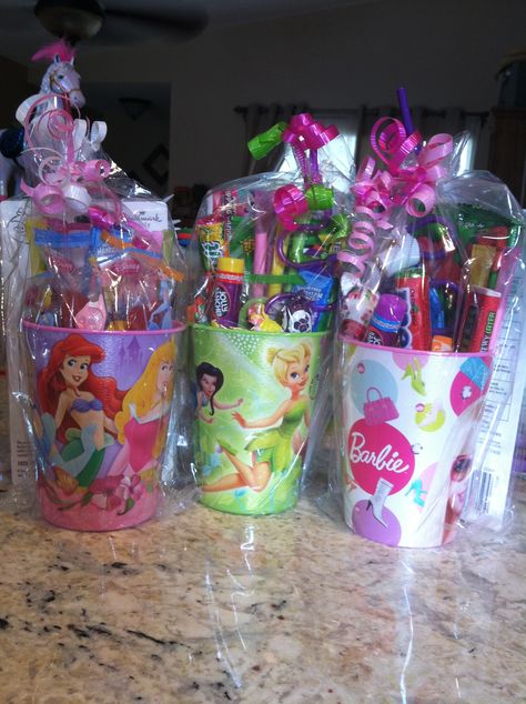 Family Reunion favors (for the girls) Family Reunion Goodie Bags, Family Reunion Favors Gift Bags, Family Reunion Gift Basket Ideas, Family Reunion Door Prize Ideas, Reunion Gifts Favors, Family Reunion Favors Ideas, Family Reunion Gift Bag Ideas, Family Reunion Keepsakes, Reunion Favors