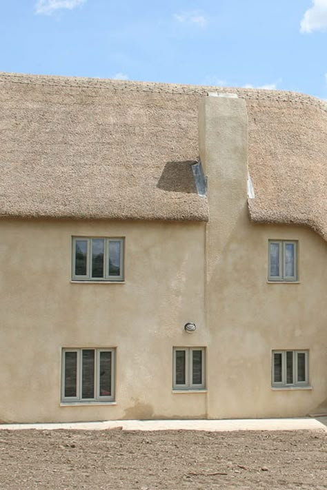 Find out how to apply a three coat lime render, including preparation, choosing a mortar, scoring or scratching & guidance on how to avoid issues. Lime Render House, Lime Render Exterior, Writers Cabin, External Windows, Cottage Facade, Lime Render, Stable Cafe, Extension Exterior, Lime Mortar