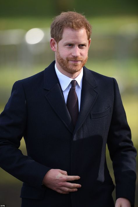 The Duke of Sussex is at Cannon Hill Park to attend a dedication ceremony and officially o... Prince Harry Pictures, Prince Harry Of Wales, George Peppard, Prince Harry Photos, Harry Birthday, Harry Style, Prins Harry, Prince Harry And Megan, Markle Prince Harry