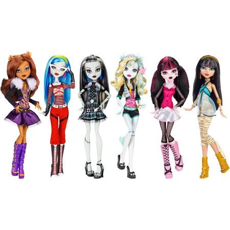 The original Monster High BFFs are still as fierce as they were on the first day of school! Set of 6 Dolls in their original outfits! Sold in other stores for $54 or more, get it here at Five Star Liquidation for only $27.23! Monster High Dolls Original, Monster High Doll Accessories, Monster High Collection, New Monster High Dolls, Monster High Frankie Stein, Beast Friends, Howleen Wolf, Monster Pictures, Mh Dolls