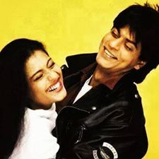 SRK and Kajol - DDLJ (1995) Bollywood Moments, Kajol Dilwale, Ishq Vishq, Srk Kajol, Bollywood 90s, Dilwale Dulhania Le Jayenge, Shahrukh Khan And Kajol, Shah Rukh Khan Movies, Srk Movies