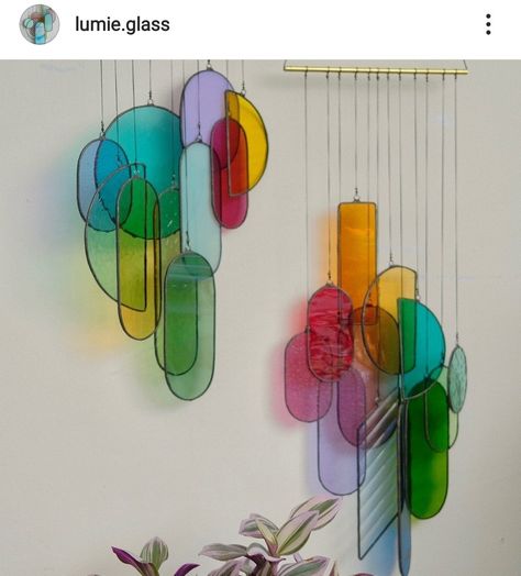 Diy Backsplash, زجاج ملون, 카드 디자인, Stained Glass Diy, Stained Glass Crafts, Stained Glass Projects, Garden Art Diy, Stained Glass Patterns, Diy Easy