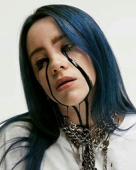 Billie Eilish Vídeos, Black Tears, Film Disney, Tim Burton, Shawn Mendes, Bad Guy, Blue Hair, Lany, Billie Eilish