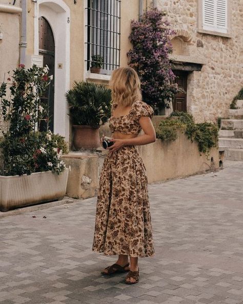 Sarah Mantelin, Fashion Outfits Vintage, Outfits Vintage, Good Weekend, Have A Good Weekend, Summer Outfit, Instagram A, Midi Skirt, Summer Outfits