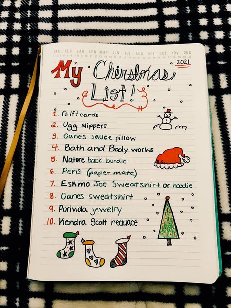 Christmas Wishlist Writing Ideas, Christmas List Ideas Decoration, Christmas Wish List Aesthetic Notes, Christmas List Astetic, Cute Christmas List Ideas Drawing, Aesthetic Christmas Wishlist Notes, Christmas Lists On Paper, Christmas Whish List Aesthetic, Christmas List On Paper Ideas