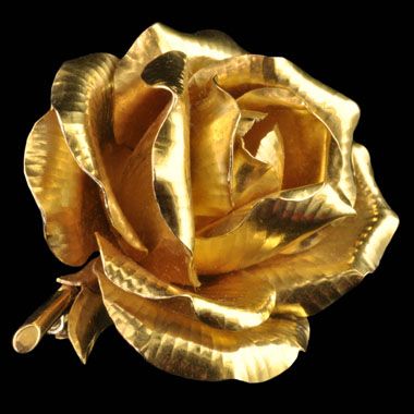 Vintage Baubles, Images Emoji, Gold Everything, All That Glitters Is Gold, Rose Brooch, Gold Aesthetic, Golden Rose, Shades Of Gold, Beautiful Rose Flowers