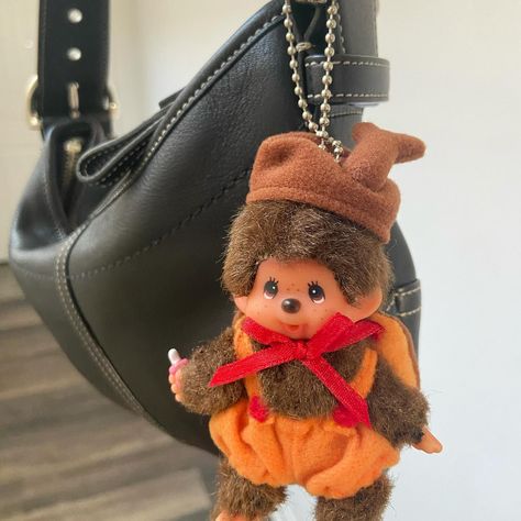 beetle 🪲 #bebichhichi #monchhichi #pinterest #dolls #cute #toys #coquette #monchichi #frog #silly #coach #bugs #beetle Monchichi Keychain, Dolls Cute, Material Things, Cute Toys, Cute Plush, Monkeys, Bugs, Lilac, Dolls