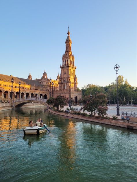 #Seville#Spain Seville Spain Winter, Seville Spain Aesthetic, Seville Spain Outfits, Seville Aesthetic, Sevilla Aesthetic, Seville Photography, Spain Winter, Spain Aesthetics, Spain Seville