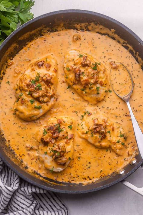 Marry Me Chicken features golden chicken breasts simmered in a medley of bold ingredients like bacon, garlic, sun-dried tomatoes and more! This one pan chicken recipe is served smothered in a creamy sauce that's so good, you may just hear wedding bells. #chicken #dinner | dinner ideas | dinner recipes | easy recipe | chicken dinner | chicken breast recipe | skillet chicken | creamy chicken Food For Athletes, Easy Marry Me Chicken, Hawaiian Chicken Recipes, Marry Me Chicken Recipe, Pan Chicken Recipes, Crockpot Chicken And Dumplings, Golden Chicken, Homemade Buns, Chicken And Cheese