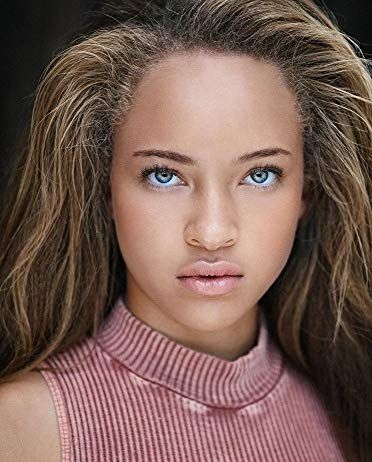 Shelby Simmons Prince Of Peoria, Shelby Simmons, Game Shakers, Garrett Clayton, Payton List, Andi Mack, Disney Film, Netflix Show, School Of Rock