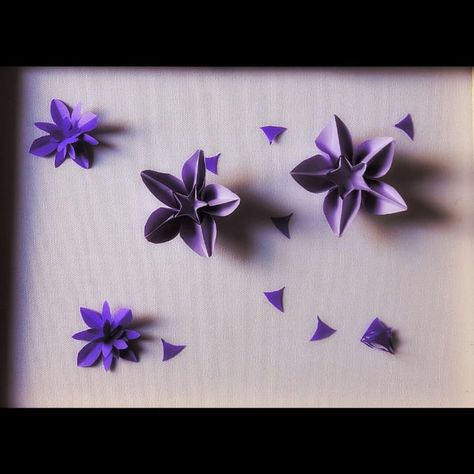 Paper craft_origami_Purple flower Flowers Paper Craft, Craft Origami, Make Paper Flowers, Easy Paper Flowers, Release Party, Flowers Paper, How To Make Paper Flowers, Creative Corner, Make Paper