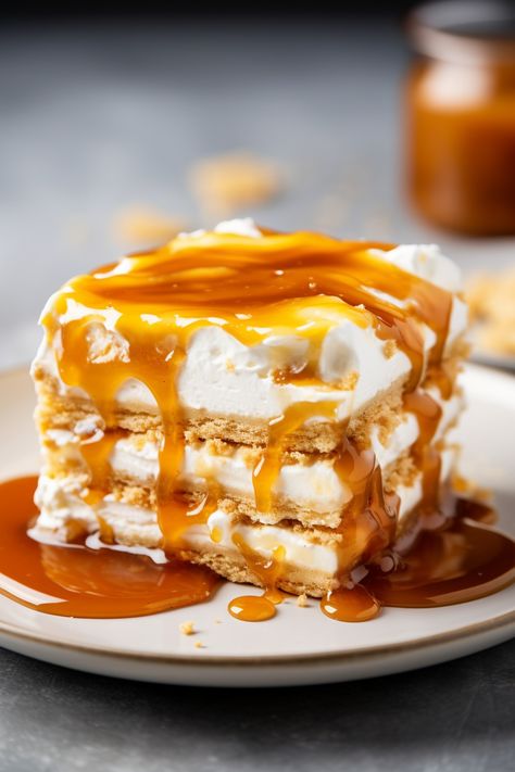 Ritz Cracker Salted Caramel Icebox Cake Ritz Cracker Salted Caramel Icebox Cake, Caramel Icebox Cake, Ritz Cracker Dessert, Baked Caramel Apples, Cracker Dessert, Icebox Cakes, Ice Box Cake, Icebox Cake Recipes, Baked Caramel