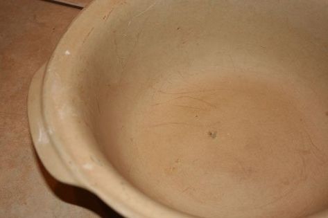 stoneware big bowl Baking Dish Recipes, Bread Bowl Recipe, Pampered Chef Stoneware, Baker Baker, Cooking Meals, Cooking Stone, Baking Bowl, Pampered Chef Recipes, Chef Tips