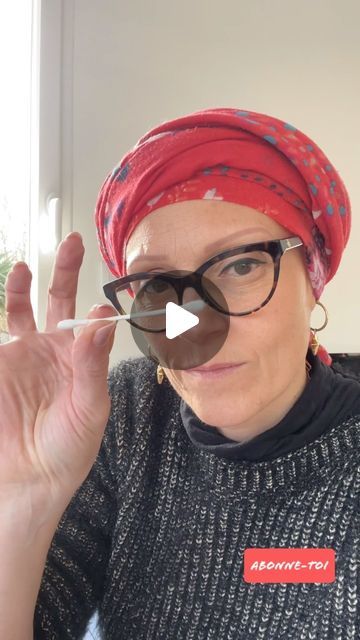 405K views · 15K likes | AUDE  DANGUY - AQUARELLES on Instagram: "Grâce a cette astuce tu vas t’éclater à l’aquarelle !   Si tu as bien regardé la vidéo tu verras que ce n’est pas bien compliqué de faire une branche de mimosa.   Astucieux le coton tige non ? Et pas cher comme pinceau ! 😅😉  🌼 Enregistre la vidéo pour pouvoir refaire cette branche de mimosa. C’est la saison on va en voir fleurir partout ici !  🌼 et si tu veux déclencher une vague de Bonn humeur partage la vidéo 😉  À bientôt   Papier @hahnemuehle_global LeRouge Pinceau @raphael_brushes  Aquarelle @winsorandnewton   #aquarellefrance #tutoaquarelle #audedesdesertsaquarelle #aquarelledebutant #aquarellefleurs #astuceaquarelle #finistere #artistepeintre #artistebretonne #brest #illustratricefrancaise #peintureaquarelle #aqua Fabio Cembranelli Watercolors, Aquarelle Ideas, Watercolor Pouring, Agnes Cecile Watercolor, Branch Art, Flower Drawing Tutorials, January 15, Brush Pen, Pen Drawing