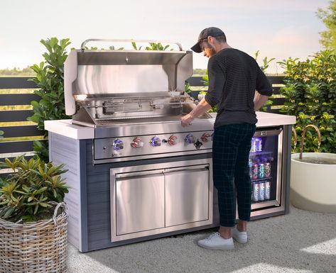 Steel Outdoor Kitchen, Outdoor Kitchen Kits, Grill Island, Stainless Steel Art, Free Kitchen Design, Artificial Wood, Outdoor Kitchen Island, Integrated Fridge, Stainless Steel Grill