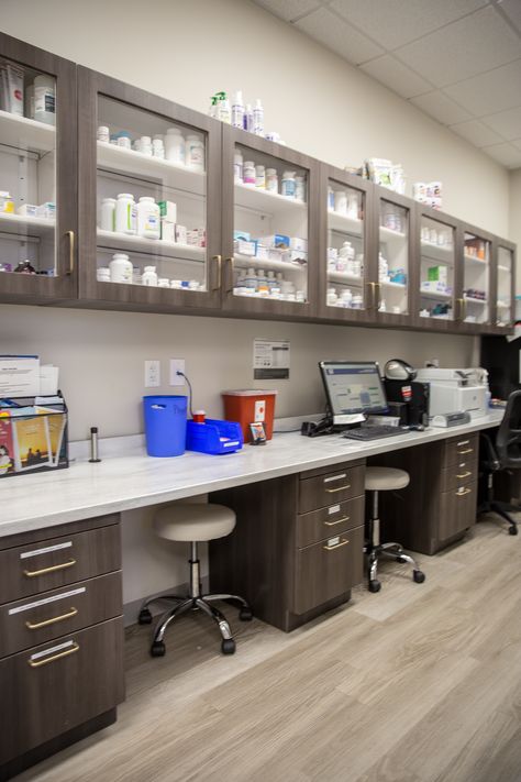 Design Build Veterinary Hospital - Pharmacy Diagnostic Center Interior Design, Hospital Pharmacy Design, Laboratory Design Interior, Veterinary Clinic Design, Veterinary Pharmacy, Laboratory Idea, Hospital Pharmacy, Laboratory Design, Vet Clinic