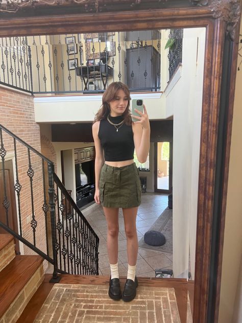 Denim Green Skirt Outfit, Green Miniskirt Outfits, Mini Green Skirt Outfit, Cargo Skirt Outfit Aesthetic, How To Style A Green Skirt, Outfits With Green Skirt, Green Cargo Mini Skirt Outfit, Short Green Skirt Outfit, Green Denim Skirt Outfit