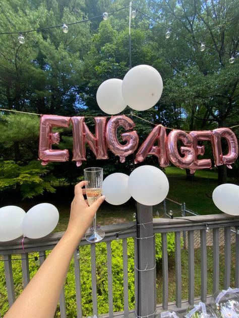 Engagement Party Venues Ideas, Blush Engagement Party, Backyard Cocktail Engagement Party, Minimal Engagement Party, Simple Engagement Party Ideas Decoration At Home, Surprise Engagement Party Ideas Decor, Engagement Party Backyard Ideas, Engagement Party Vibes, Engagement Party Inspiration