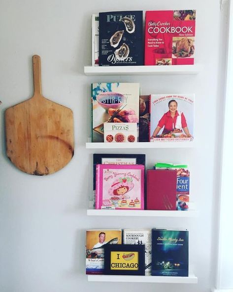 20 ways to display books in your kitchen, including on these minimalist ledges. Organisation, Kitchen Cookbook Display, Kitchen Cookbook Shelf, How To Decorate Kitchen Shelves, Cookbook Display, Kitchen Bookshelf, Cookbook Storage, Cookbook Shelf, Virginia House