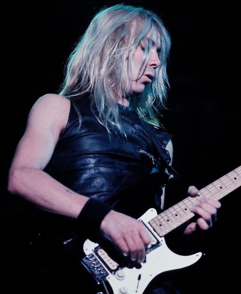 Dave Murray, Iron Maiden, Guitarist, Heavy Metal, Rock And Roll, Musician, Guitar, Music, Quick Saves