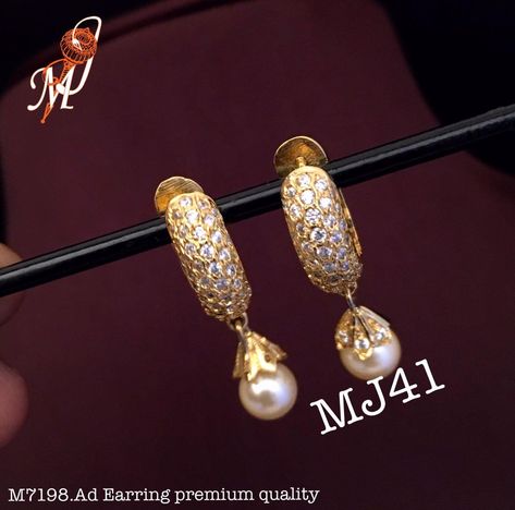 New Gold Earrings Designs, Gold Earrings Designs New Model, Gold Jumkas, Latest Earrings Design, Fashion Jewelry Necklaces Gold, Gold Earrings For Kids, Simple Gold Earrings, Gold Jewels Design, Pearl Drop Earrings Gold