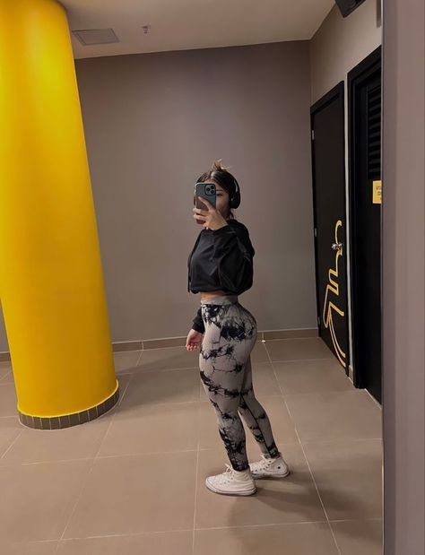 Outfits Para Gym, Outfits Gym Aesthetic, Gym Outfits For Women, Look Legging, Fitness Wear Outfits, Cute Gym Outfits, Gym Girl, Gym Clothes Women, Gym Fits