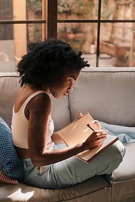 Black Writers, Vision Board Photos, Woman Authors, Women Writers, Women Writing, Vision Board Inspiration, Black Femininity, Woman Reading, Girl Talk