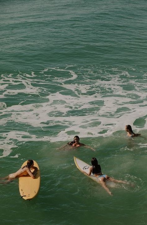 Wild Spirit Soft Heart, Surfing Hawaii, My Digital Diary, Surf Aesthetic, Aesthetic Film, Friend Zone, Surf Vibes, Hawaii Tropical, Soft Heart