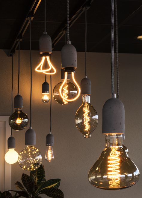 Light Bulb Decor, Industrial Ceiling Lighting, Unique Lighting Ideas, Industrial Style Lamps, Filament Lamp, Filament Bulb Lighting, Ceiling Light Design, Lighting Design Interior, Industrial Lamp