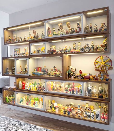 Lego Storage Ideas Display, Figurine Display Ideas, Lego Area, Vitrine Ikea, Lego Display Shelf, Lego Shelves, Lego Shelf, Shelves Ikea, Ikea Shelving