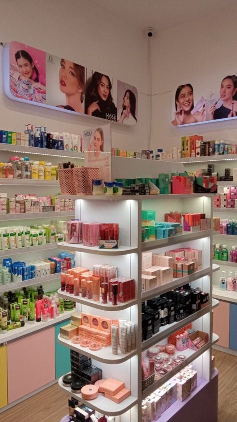 Skincare Store Design Shops, Small Beauty Supply Store Design, Rak Kosmetik Aesthetic, Mini Store Ideas, Cosmetics Shop Design Store Interiors, Skincare Store Design, Cosmetic Shop Interior Design, Cosmetics Store Design, Cosmetic Store Design