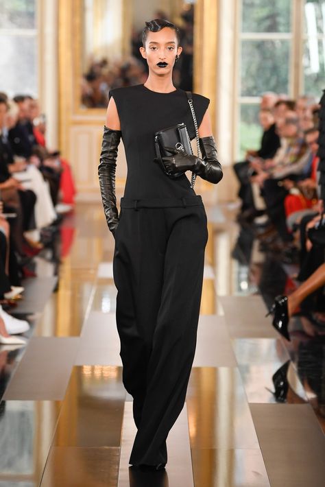 Valentino Fall 2024 Ready-to-Wear Runway, Fashion Show & Collection Review [PHOTOS] Valentino 2024, Mona Tougaard, Valentino Paris, 2024 Runway, Valentino Runway, Valentino Fashion, Valentino Couture, Show Collection, Power Dressing