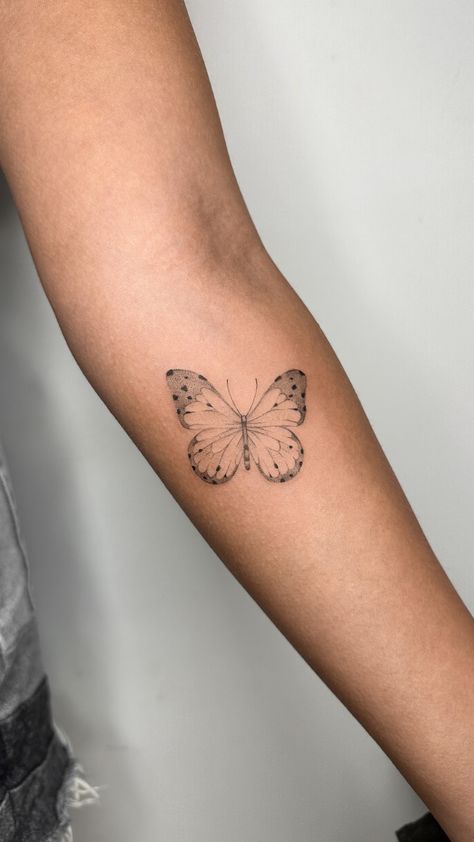 Special meaningful butterfly tattoo with dot dot work shading art tattoos tattoo artist design ideas inspiration for women Dotted Butterfly Tattoo, Small Stipple Tattoo, Dot Work Butterfly Tattoo, Dot Shaded Tattoo, Dotwork Butterfly Tattoo, Dot Shading Tattoo, Meaningful Butterfly Tattoo, Tattoo Shading, Dot Tattoos