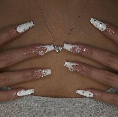 Acrylics For School, White Nails And Black, French Tip White Nails, Y3k Nails, Elegant White Nails, French Tip White, Prom Nail Inspo, White Nails With Designs, Cheap Nails