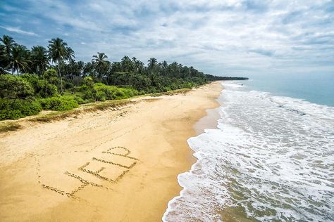 You're About to Be Stranded on a Deserted Island: What 4 Items Would You Take? #30secondmom Van, Water, Maui, 12 Weeks Pregnant, Deserted Island, Travel More, Pregnancy Week By Week, Tropical Island, Hawaii