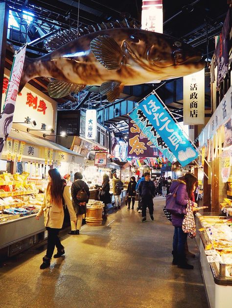 Japanese Signage, Japanese Shops, Marina City, Seafood Shop, City Japan, Food Park, Western Artwork, Japan Architecture, Japanese Fish