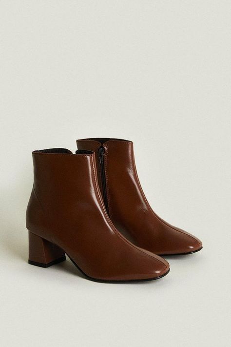 Very good very thick wonderful product. Low Heel Ankle Boots Leather, Ankle Boots Low Heel, Short Heel Boots, Short Brown Boots, Heel Knee High Boots, Ankle Boots Brown, Low Heel Ankle Boots, Womens Low Heels, Sixth Form