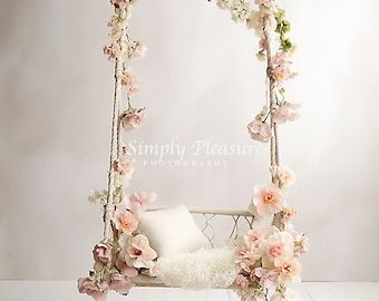 Boho Stage Backdrop, Bridal Photo Backdrop, Floral Photo Booth Backdrop, Spring Shop Display, Ladder With Flowers Photoshoot, Interior Wedding Decor, Creative Backdrop Ideas Photography, Flower Set Up, Small Photo Studio Setup