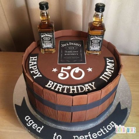 50th Birthday Cakes and Unique Ideas (With Pictures) Bolo Jack Daniels, 50th Birthday Cake Designs, 50th Birthday Cakes For Men, Jack Daniels Birthday, Jack Daniels Cake, Whiskey Cake, Bottle Cake, Dad Birthday Cakes, 50th Cake