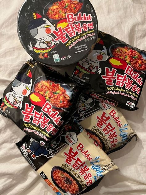 Hot Chicken Flavor Ramen, Backless Sundress, Korean Snacks, Asian Snacks, Sleepover Food, Junk Food Snacks, Food Babe, Food Therapy, Delicacy Food