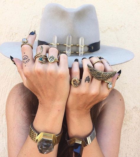 <> The more jewels, the merrier. Get your Valentine’s Day shopping done, or treat the best Valentine ever - yourself 😜 ~ ~ ~ ~ ~ #jewelry #handmadejewelry #hat #hatstyle #crystal #crystaljewelry #snakejewelry #allseeingeye #blingring #artisanjewelry #artisanfashion #artisanstyle #valentinesjewels #handmadecalifornia Cowboy Hat Bands, Painted Hats, Beaded Hat, Crown Hat, Boho Hat, Diy Hat, Hat Ideas, Fancy Hats, Crystal Crown